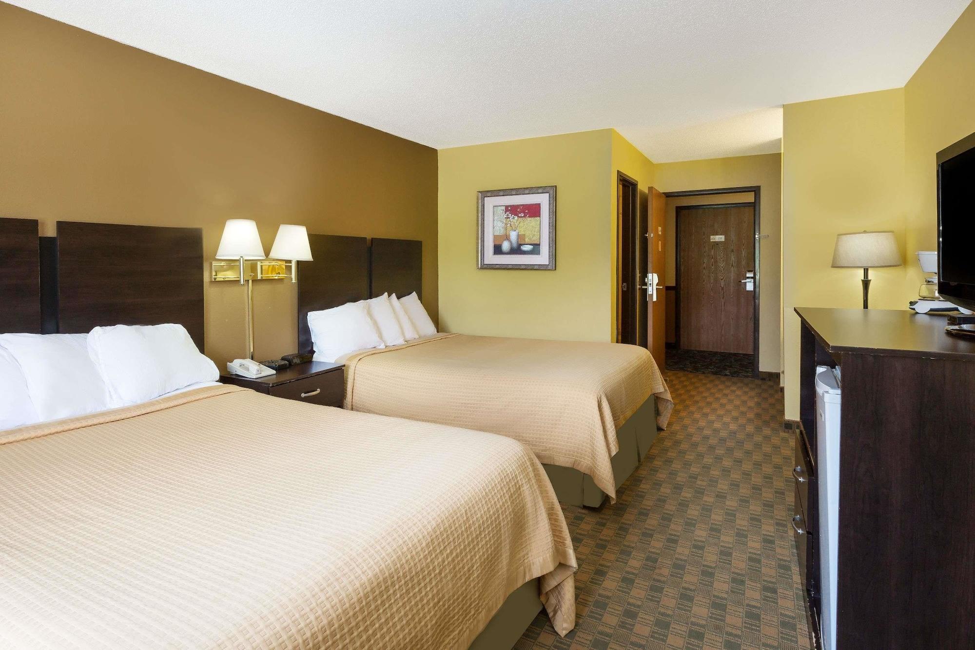 Econo Lodge Inn & Suites Yankton Exterior foto