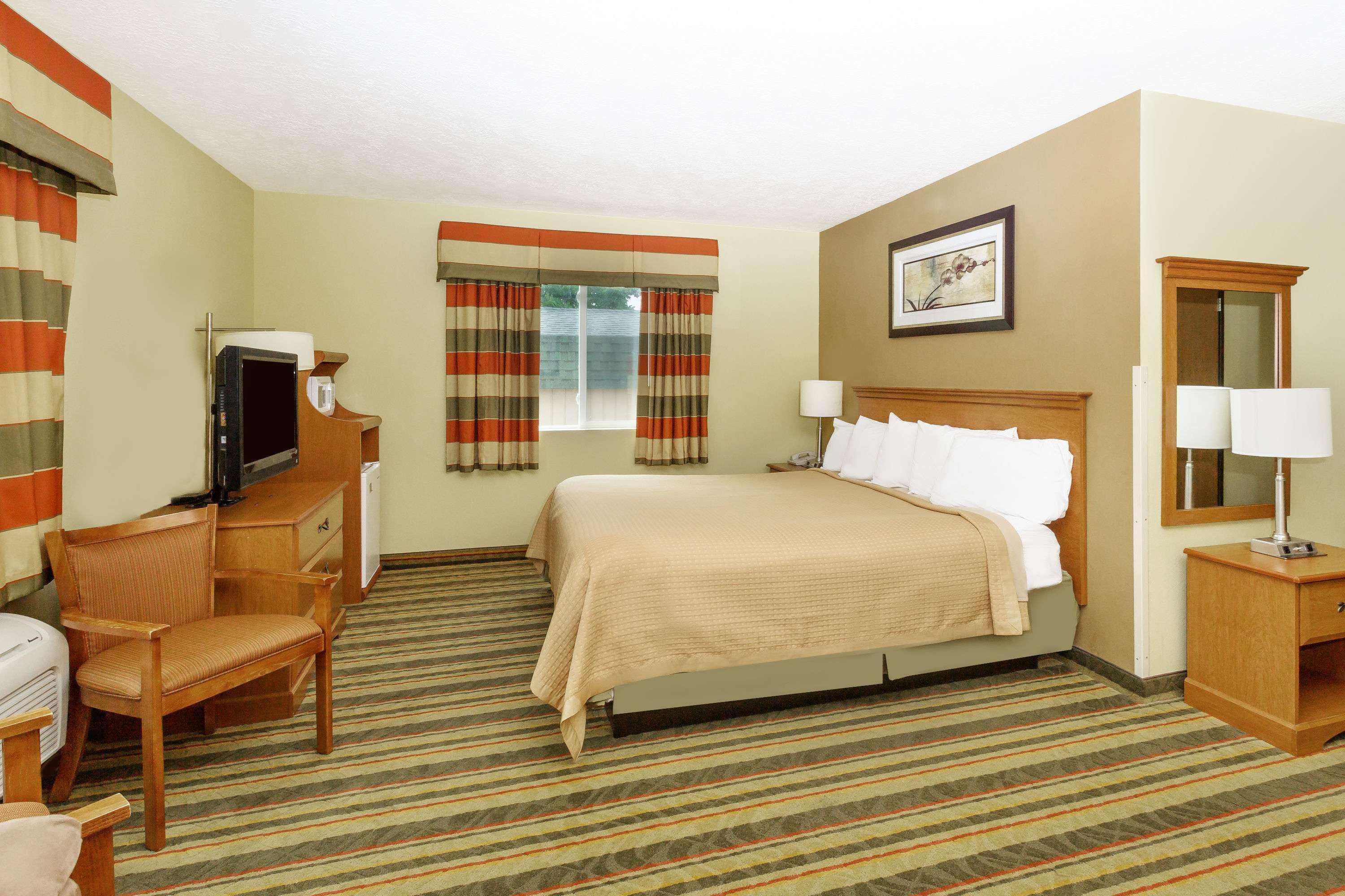 Econo Lodge Inn & Suites Yankton Exterior foto